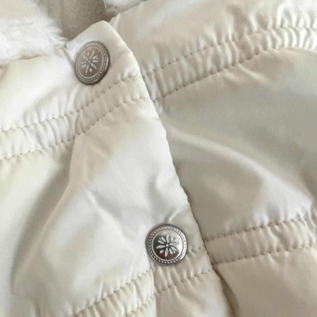 Old Navy White Hooded Puffer Vest - 6-12 mo.